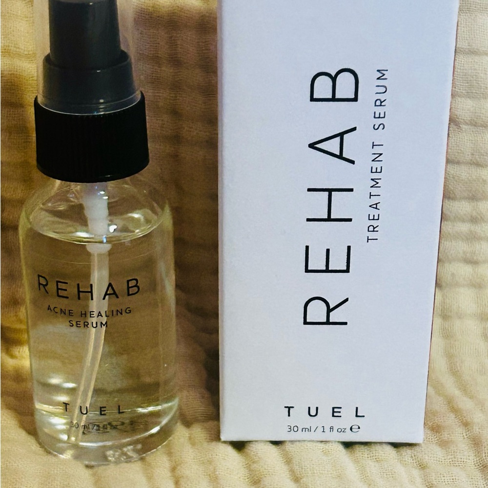 New in Box!: TUEL Rehab Acne Healing Serum - Clear